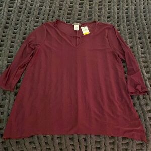 Woman’s gyft top